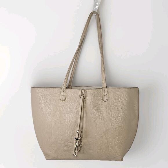 Y2K BCBG Paris Reversible Faux Leather Tote Laptop Bag Beige Goldtone Hardware - Picture 1 of 16